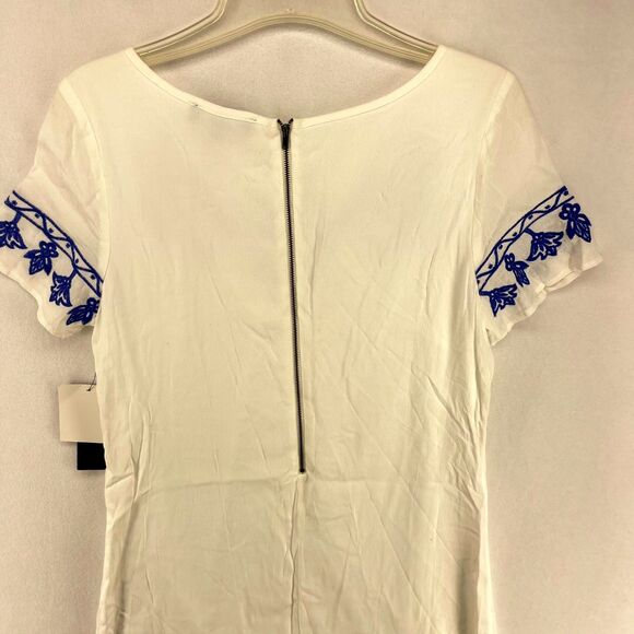 Lulus White/Royal Blue SS Embroidered Dress Ladies Size M New - Picture 5 of 11